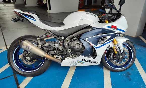 Sayi Na hannu Suzuki GSX–R White Motsi in Accra a Greater Accra