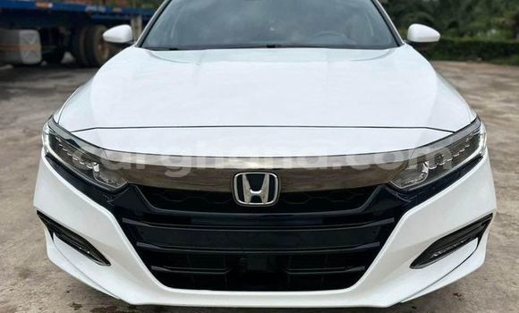 Buy Used Honda Accord White Car in Accra in Greater Accra