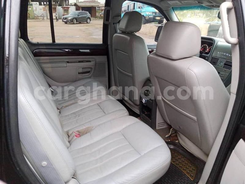 Big with watermark lincoln aviator greater accra accra 59008