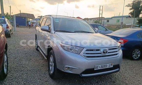 Ra Àlòkù Toyota Highlander Miiran Ọkọ̀ in Aburi ni Oorun