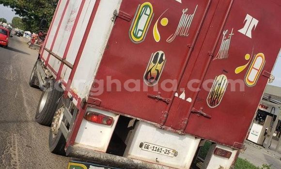Buy Used DAF CF Red Truck in Accra in Greater Accra Buy Used DAF CF Red Truck in Accra in Greater Accra