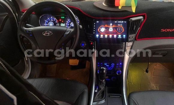 Buy Used Hyundai Sonata White Car in Abokobi in Greater Accra Buy Used Hyundai Sonata White Car in Abokobi in Greater Accra