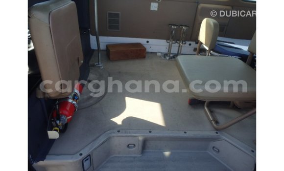 Ra Imported Toyota Regius funfun Ọkọ̀ in Import - Dubai ni Ashanti Ra Imported Toyota Regius funfun Ọkọ̀ in Import - Dubai ni Ashanti