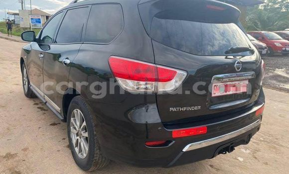 Buy Used Nissan Pathfinder Black Car in Accra in Greater Accra Buy Used Nissan Pathfinder Black Car in Accra in Greater Accra