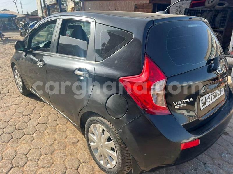 Big with watermark nissan versa central abura 59064