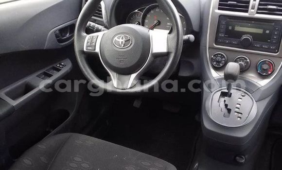 Buy Used Toyota Ractis Blue Car in Accra in Greater Accra Buy Used Toyota Ractis Blue Car in Accra in Greater Accra