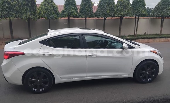 Sayi Na hannu Hyundai Elantra White Mota in Accra a Greater Accra Sayi Na hannu Hyundai Elantra White Mota in Accra a Greater Accra