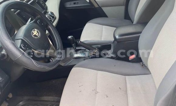 Sayi Na hannu Toyota RAV4 White Mota in Accra a Greater Accra Sayi Na hannu Toyota RAV4 White Mota in Accra a Greater Accra