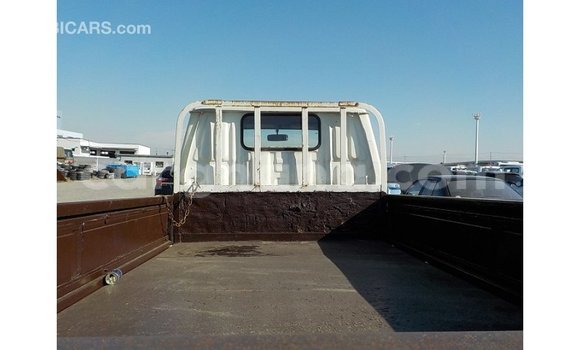 Ra Imported Toyota Dyna funfun Ọkọ̀ in Import - Dubai ni Ashanti Ra Imported Toyota Dyna funfun Ọkọ̀ in Import - Dubai ni Ashanti