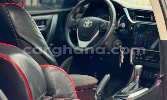 Sayi Na hannu Toyota Corolla Black Mota in Accra a Greater Accra Sayi Na hannu Toyota Corolla Black Mota in Accra a Greater Accra