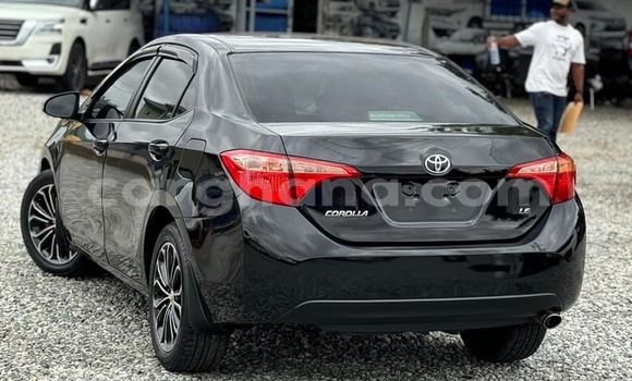Sayi Na hannu Toyota Corolla Black Mota in Accra a Greater Accra Sayi Na hannu Toyota Corolla Black Mota in Accra a Greater Accra