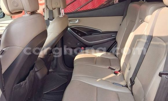 Sayi Na hannu Hyundai Santa Fe Red Mota in Accra a Greater Accra Sayi Na hannu Hyundai Santa Fe Red Mota in Accra a Greater Accra