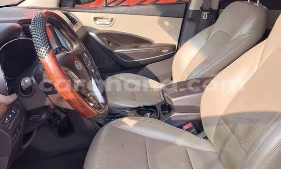 Sayi Na hannu Hyundai Santa Fe Red Mota in Accra a Greater Accra Sayi Na hannu Hyundai Santa Fe Red Mota in Accra a Greater Accra