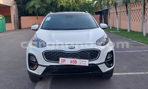 Buy Used Kia Sportage White Car in Accra in Greater Accra