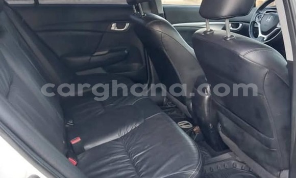 Sayi Na hannu Honda Civic White Mota in Accra a Greater Accra Sayi Na hannu Honda Civic White Mota in Accra a Greater Accra