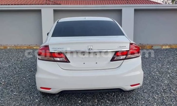 Sayi Na hannu Honda Civic White Mota in Accra a Greater Accra Sayi Na hannu Honda Civic White Mota in Accra a Greater Accra