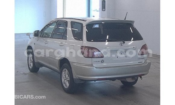 Sayi Imported Toyota Harrier White Mota in Import - Dubai a Ashanti Sayi Imported Toyota Harrier White Mota in Import - Dubai a Ashanti