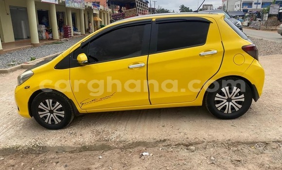 Ra Àlòkù Toyota Vitz Miiran Ọkọ̀ in Accra ni Greater Accra Ra Àlòkù Toyota Vitz Miiran Ọkọ̀ in Accra ni Greater Accra