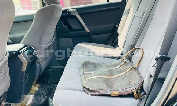 Ra Àlòkù Toyota Land Cruiser Prado Black Ọkọ̀ in Accra ni Greater Accra Ra Àlòkù Toyota Land Cruiser Prado Black Ọkọ̀ in Accra ni Greater Accra
