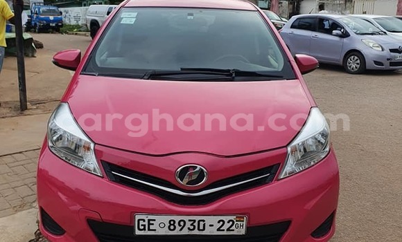 Ra Àlòkù Toyota Vitz Red Ọkọ̀ in Accra ni Greater Accra