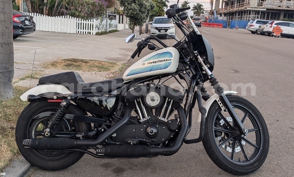 Ra Àlòkù Harley Davidson Sportster funfun Mọto in Accra ni Greater Accra