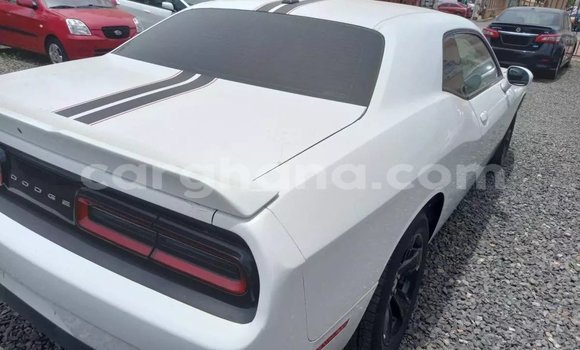 Buy Used Dodge Challenger White Car in Tema in Greater Accra Buy Used Dodge Challenger White Car in Tema in Greater Accra