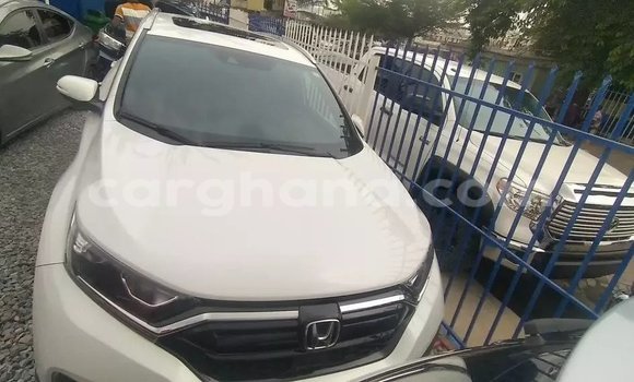 Ra Àlòkù Honda CR–V funfun Ọkọ̀ in Tema ni Greater Accra Ra Àlòkù Honda CR–V funfun Ọkọ̀ in Tema ni Greater Accra