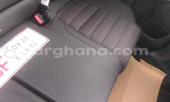 Buy Used Honda CR–V White Car in Tema in Greater Accra Buy Used Honda CR–V White Car in Tema in Greater Accra