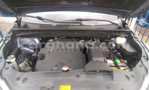 Buy Used Toyota Highlander Blue Car in Tema in Greater Accra Buy Used Toyota Highlander Blue Car in Tema in Greater Accra