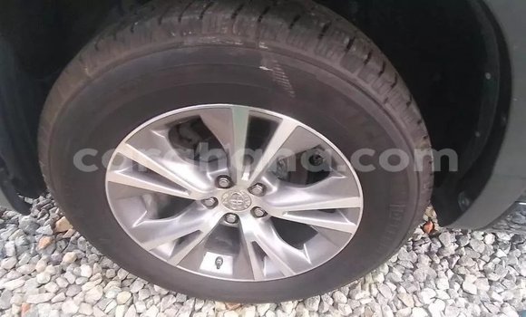 Buy Used Toyota Highlander Blue Car in Tema in Greater Accra Buy Used Toyota Highlander Blue Car in Tema in Greater Accra