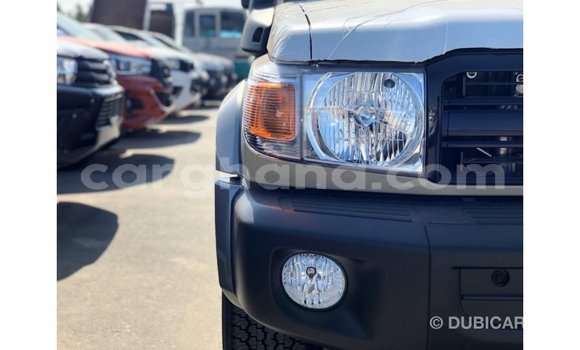 Buy Import Toyota Land Cruiser Beige Car in Import - Dubai in Ashanti Buy Import Toyota Land Cruiser Beige Car in Import - Dubai in Ashanti
