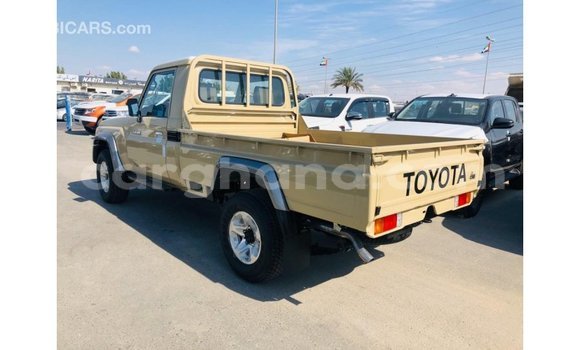 Buy Import Toyota Land Cruiser Beige Car in Import - Dubai in Ashanti Buy Import Toyota Land Cruiser Beige Car in Import - Dubai in Ashanti