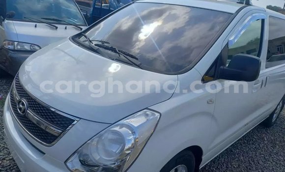 Buy Used Hyundai Starex (H-1) White Car in Tema in Greater Accra Buy Used Hyundai Starex (H-1) White Car in Tema in Greater Accra