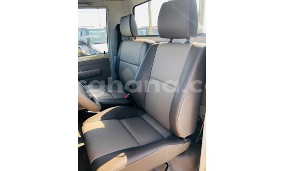 Buy Import Toyota Land Cruiser Beige Car in Import - Dubai in Ashanti Buy Import Toyota Land Cruiser Beige Car in Import - Dubai in Ashanti