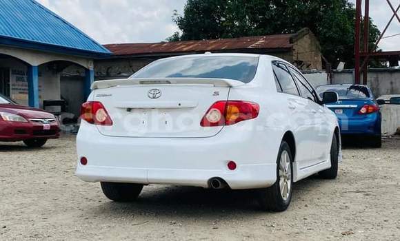 Buy Used Toyota Corolla White Car in Sekondi–Takoradi Metropolitan in Western Buy Used Toyota Corolla White Car in Sekondi–Takoradi Metropolitan in Western