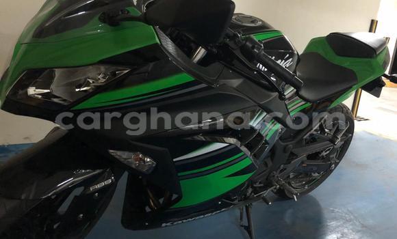Sayi Na hannu Kawasaki Ninja Green Motsi in Accra a Greater Accra