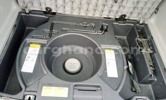 Buy Used Pontiac Vibe Beige Car in Sekondi–Takoradi Metropolitan in Western Buy Used Pontiac Vibe Beige Car in Sekondi–Takoradi Metropolitan in Western