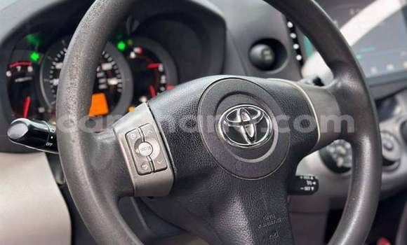 Buy Used Toyota RAV4 Silver Car in Sekondi–Takoradi Metropolitan in Western Buy Used Toyota RAV4 Silver Car in Sekondi–Takoradi Metropolitan in Western