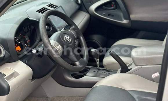 Buy Used Toyota RAV4 Silver Car in Sekondi–Takoradi Metropolitan in Western Buy Used Toyota RAV4 Silver Car in Sekondi–Takoradi Metropolitan in Western