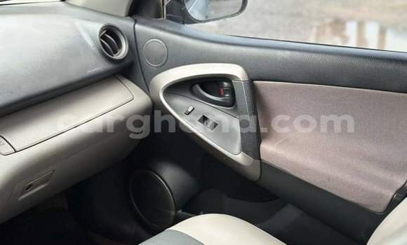 Buy Used Toyota RAV4 Silver Car in Sekondi–Takoradi Metropolitan in Western Buy Used Toyota RAV4 Silver Car in Sekondi–Takoradi Metropolitan in Western