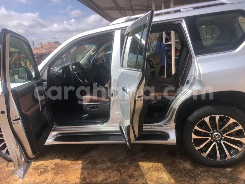 Big with watermark toyota avanza greater accra accra 59251