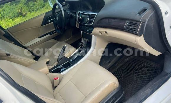Buy Used Honda Accord White Car in Accra in Greater Accra Buy Used Honda Accord White Car in Accra in Greater Accra