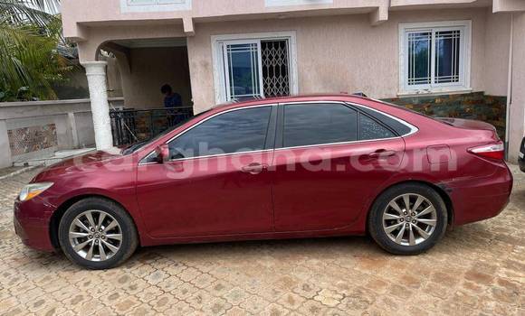 Ra Àlòkù Toyota Camry Red Ọkọ̀ in Accra ni Greater Accra Ra Àlòkù Toyota Camry Red Ọkọ̀ in Accra ni Greater Accra