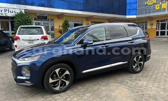 Ra Àlòkù Hyundai Santa Fe Blue Ọkọ̀ in Accra ni Greater Accra Ra Àlòkù Hyundai Santa Fe Blue Ọkọ̀ in Accra ni Greater Accra