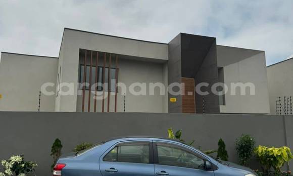 Buy Used Toyota Belta Other Car in Accra in Greater Accra Buy Used Toyota Belta Other Car in Accra in Greater Accra