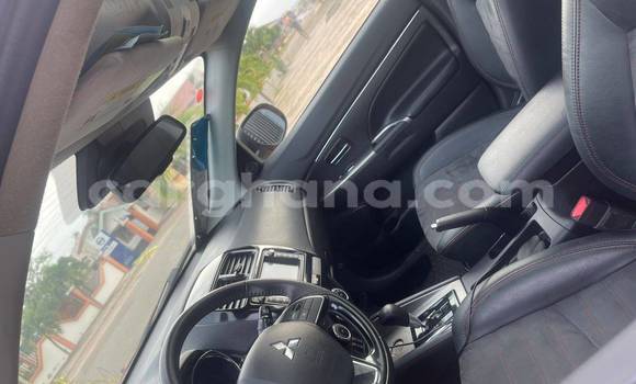 Ra Àlòkù Mitsubishi Outlander Red Ọkọ̀ in Accra ni Greater Accra Ra Àlòkù Mitsubishi Outlander Red Ọkọ̀ in Accra ni Greater Accra