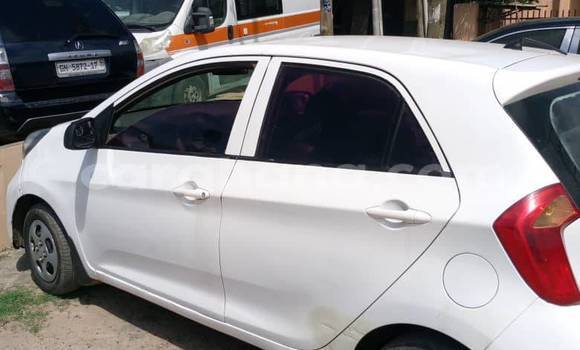 Ra Àlòkù Kia Morning funfun Ọkọ̀ in Accra ni Greater Accra Ra Àlòkù Kia Morning funfun Ọkọ̀ in Accra ni Greater Accra