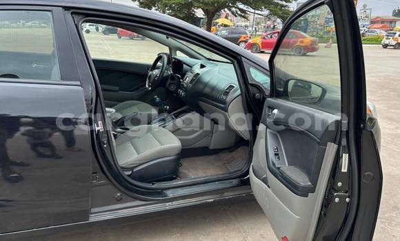 Ra Àlòkù Kia Forte Black Ọkọ̀ in Accra ni Greater Accra Ra Àlòkù Kia Forte Black Ọkọ̀ in Accra ni Greater Accra
