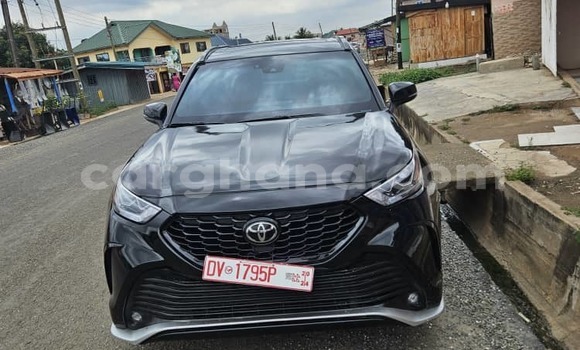 Buy New Toyota Highlander Black Car in Accra in Greater Accra Buy New Toyota Highlander Black Car in Accra in Greater Accra