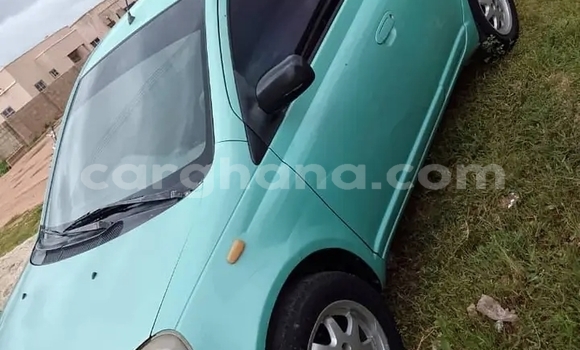 Buy Used Toyota Yaris Blue Car in Sekondi in Western Buy Used Toyota Yaris Blue Car in Sekondi in Western
